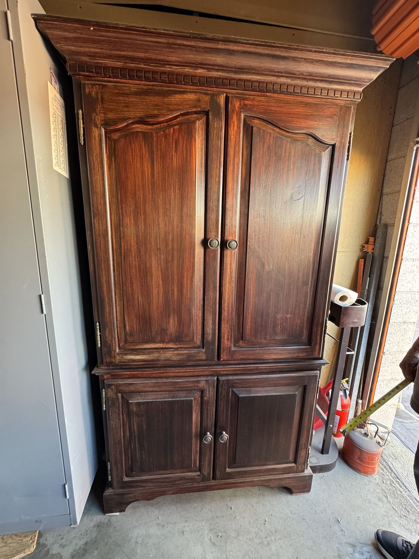Wardrobe Armoire