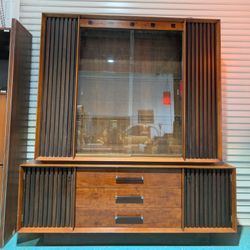 Mid Century Display Cabinet By Lane