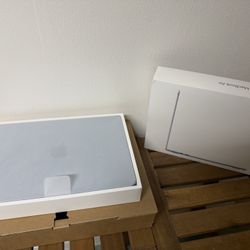 Apple M4 Macbook Air 13” Sky Blue 16GB RAM 256GB SSD 2025 *BRAND NEW OTHER