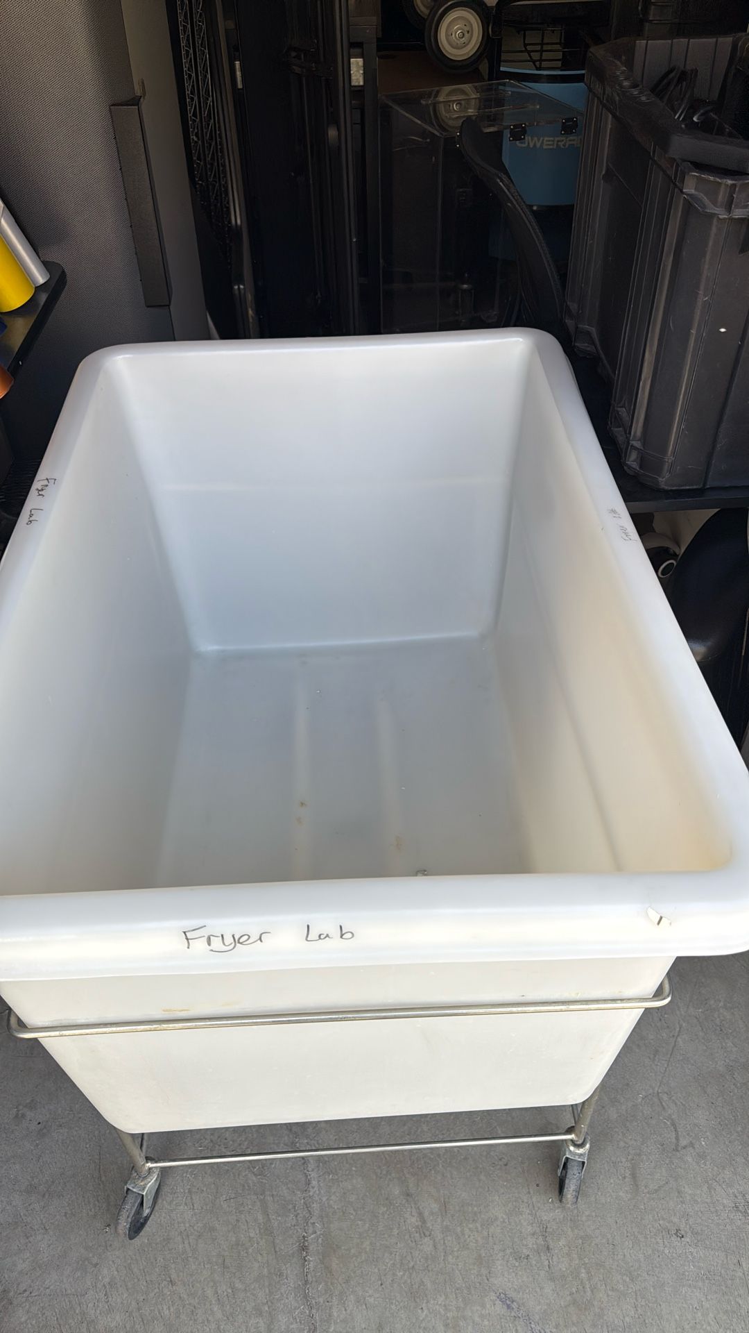 cole parmer mobile container 32” X28” And 28” Dip