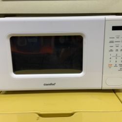 COMFEE CMO-C20M1WH Retro Microwave with 11 power levels, Fast Multi-stage Cooking, Turntable Reset Function Kitchen Timer, Speedy Cooking， Weight/Time