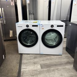 👑LG - 5.0 Cu. Ft. High-Efficiency Stackable Smart Front Load Washer with Steam & 7.4 Cu. Ft. Stackable Smart Gas Dryer with Steam and Sensor Dry 👑