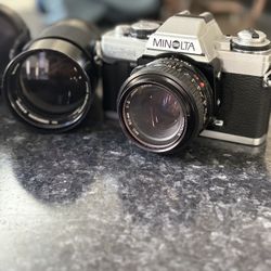 Vintage Minolta XG-M camera