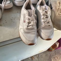 Reebok size 8
