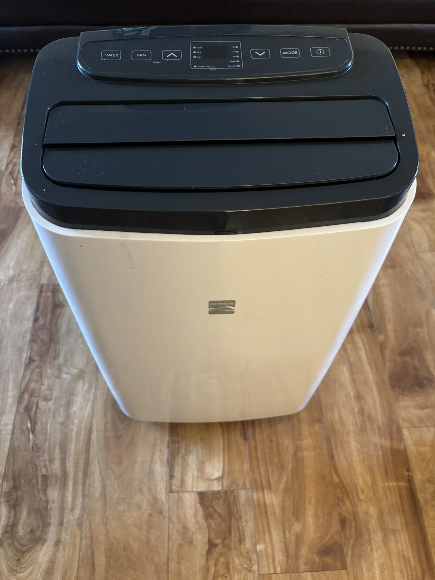 PORTABLE AIR CONDITIONER
