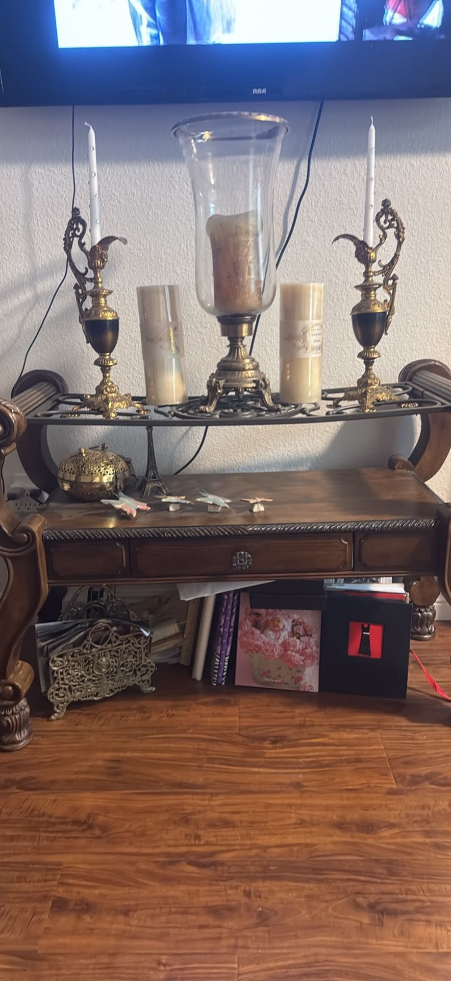 Table /consul Open To Any Offer