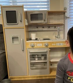 Kids Kitchen