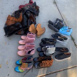 21pairs Of Shoes All For $45