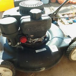 Máquina Para Cortar Zacate Buena Barata  $110 Dlls 