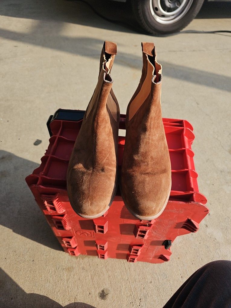Men Suede Boots Size 8