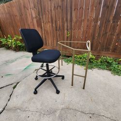 Connor Glass Desk With Chair