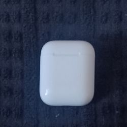 1first generation apple airpods, excellent Condition, no charging cord only pick up