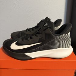 Men’s Nike Basketball Precision 4 Shoes Like New