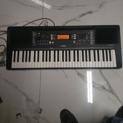 Yamaha Keyboard