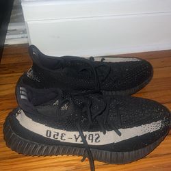 Yeezy Boost 350 Oreos Size 8 (Great Condition)