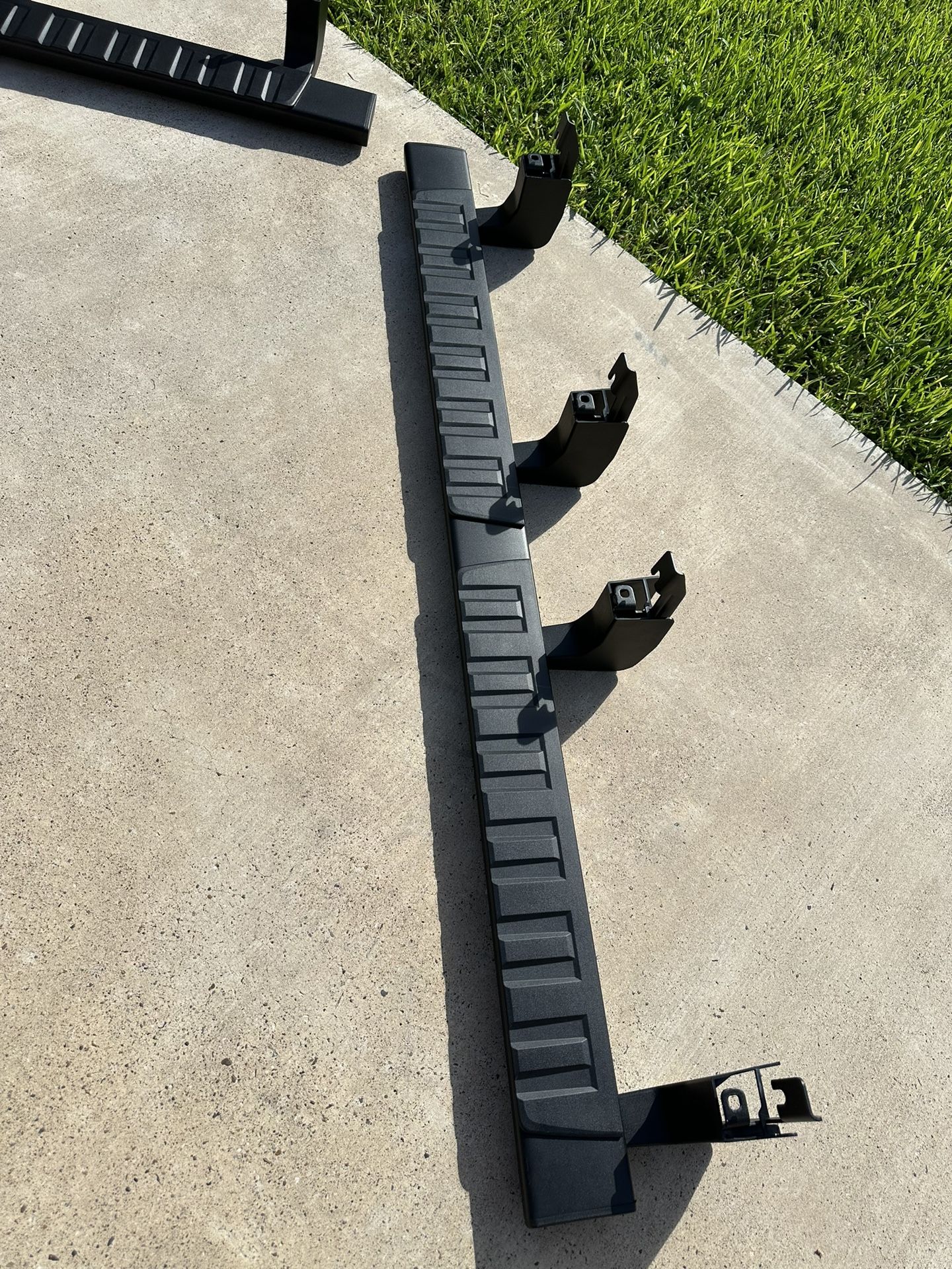 2025 Colorado Assist Steps Crew cab/ Black/ 5 Inch Rectangular Set Of 2/ Original