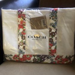 New Coach Tote 