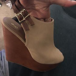 Charlotte Russe size 9 wedges $40