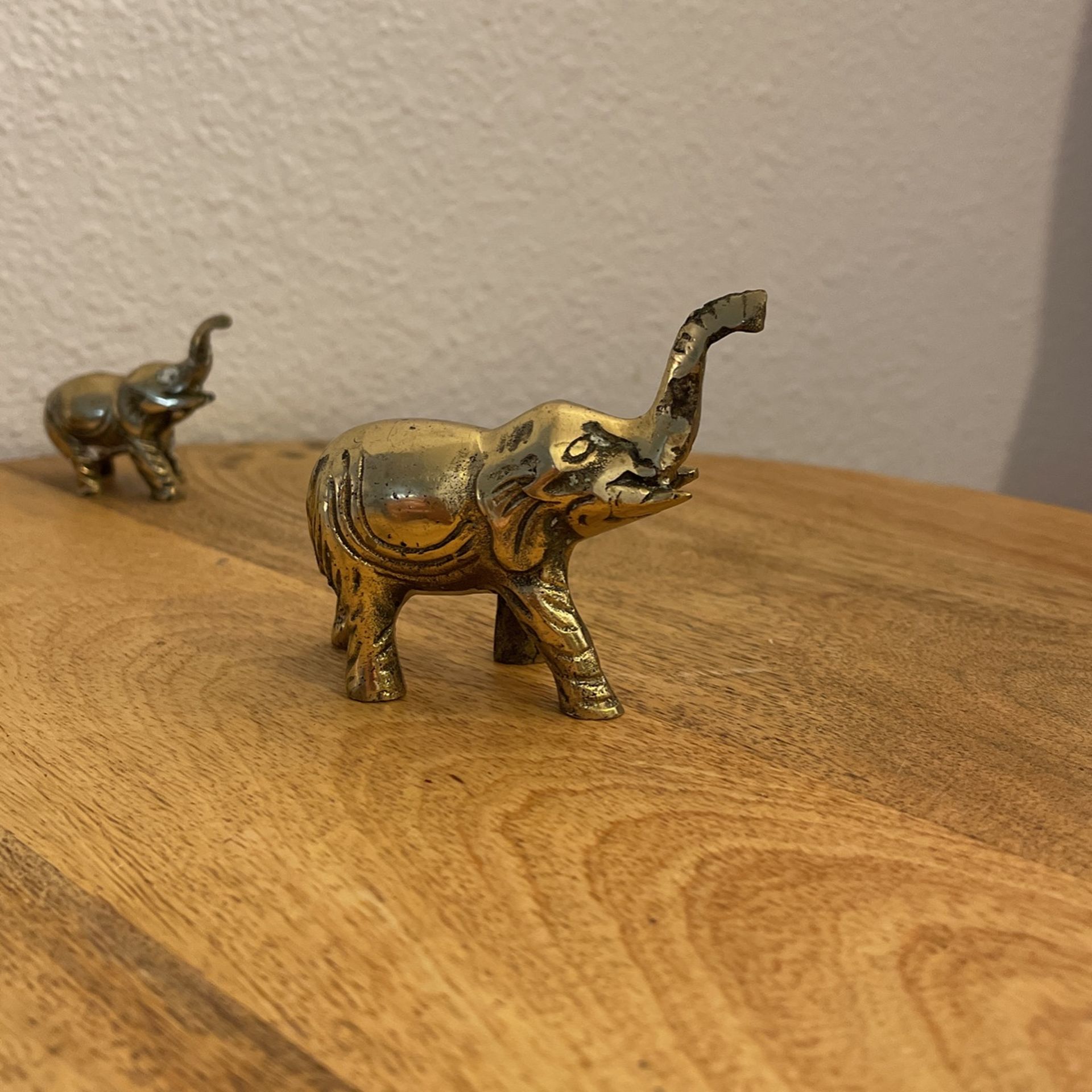 Mama & Baby Small Brass Elephants