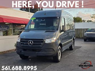 2019 Mercedes-Benz Sprinter 2500 Crew