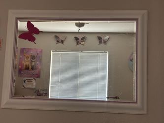 Kid Dresser And Mirror