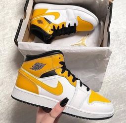 Bnew Authentic Air Jordan 1 Mid