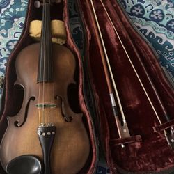 Stradiuarius Antique Violin