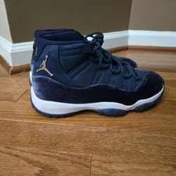 Jordan 11 Women’s Sz 8 Used  AR0715-441