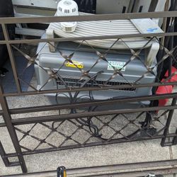 Simple Metal Brown Queen Bedframe 