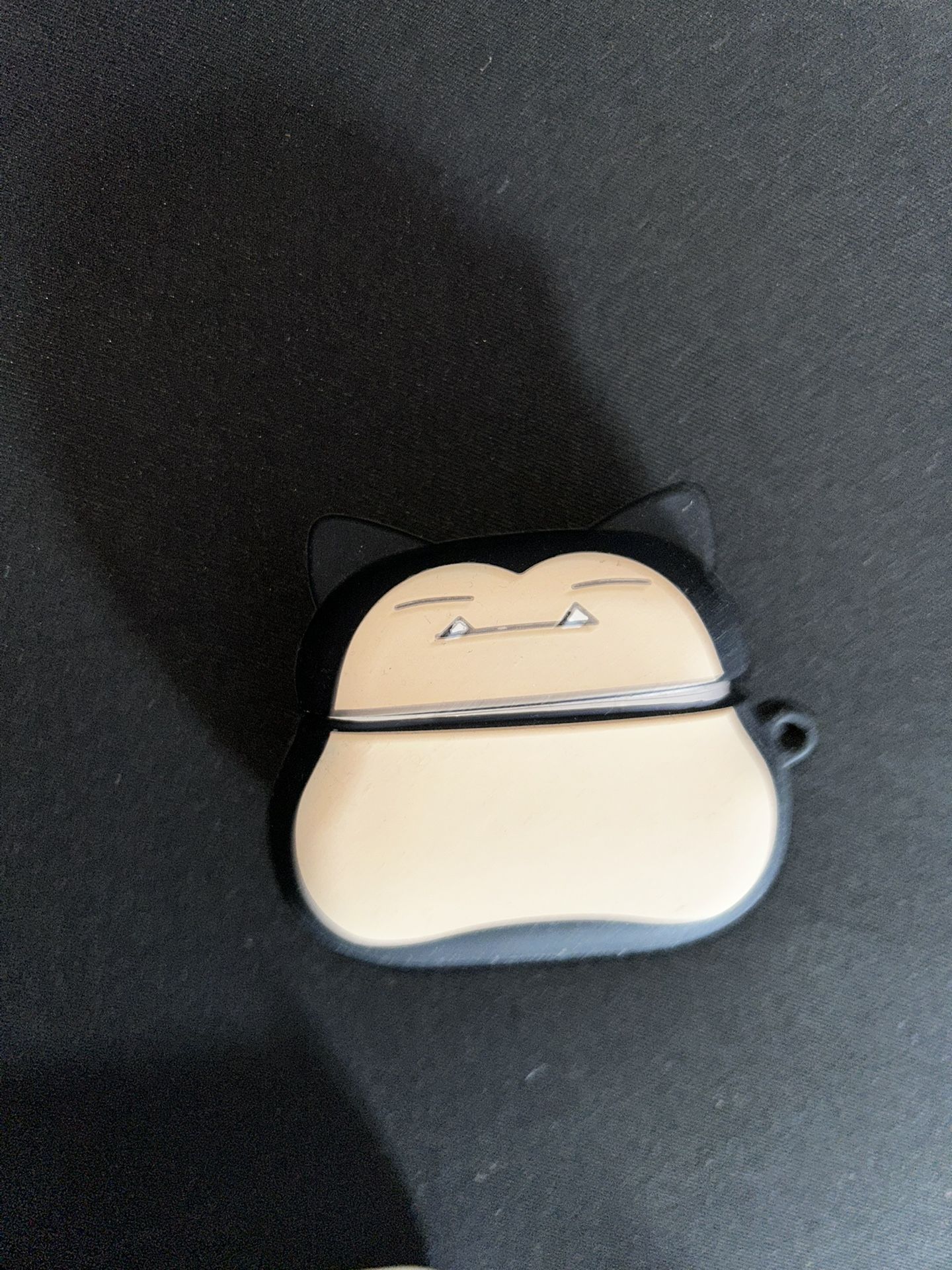 Pokémon Snorlax AirPods Pro Case