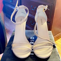 Nude vinyl toe strap taper heel