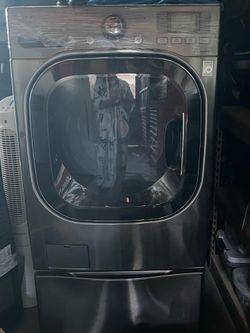 LG Front Load Washer and Dryer Pedestal