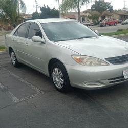 2004 Toyota Camry