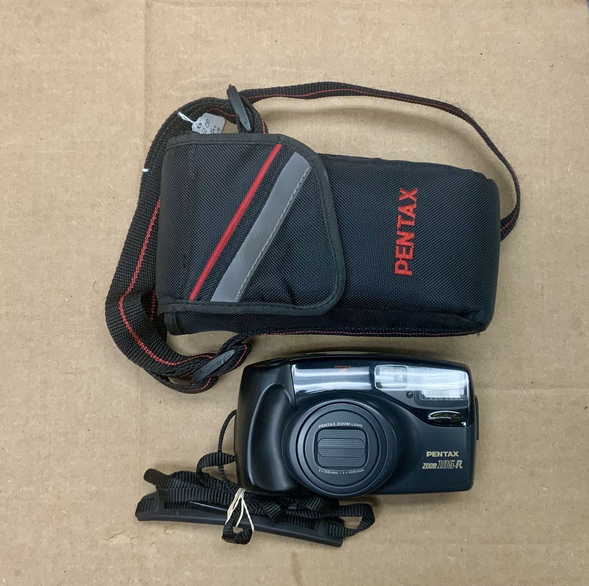 Pentax Zoom 105-R Black 38-105mm Point & Shoot Camera Cam Manual Handheld Lightweight Film Photo Photography Hobby Outdoors