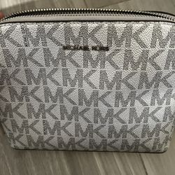 MICHAEL KORS SILVER