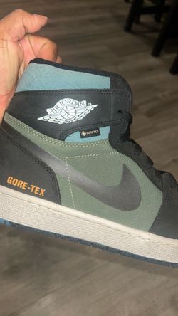 New! DB2889-003 Nike Air Jordan 1 Element GORE-TEX Noise Aqua and Light Olive (Men's) size 12