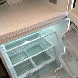 Refrigerator/Freezer
