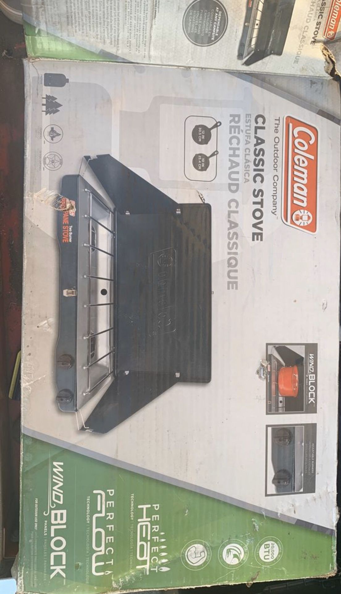 Coleman Portable propane gas classic stove with 2 burners