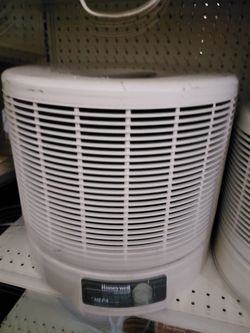 Honeywell Enviracaire Model True HEPA Air Cleaner Purifier With Filter