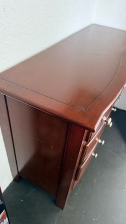 Chest of Drawers / TV stand
