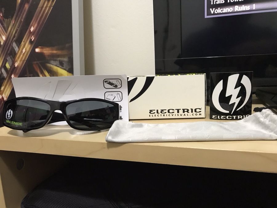 Men’s Electric Valence sunglasses