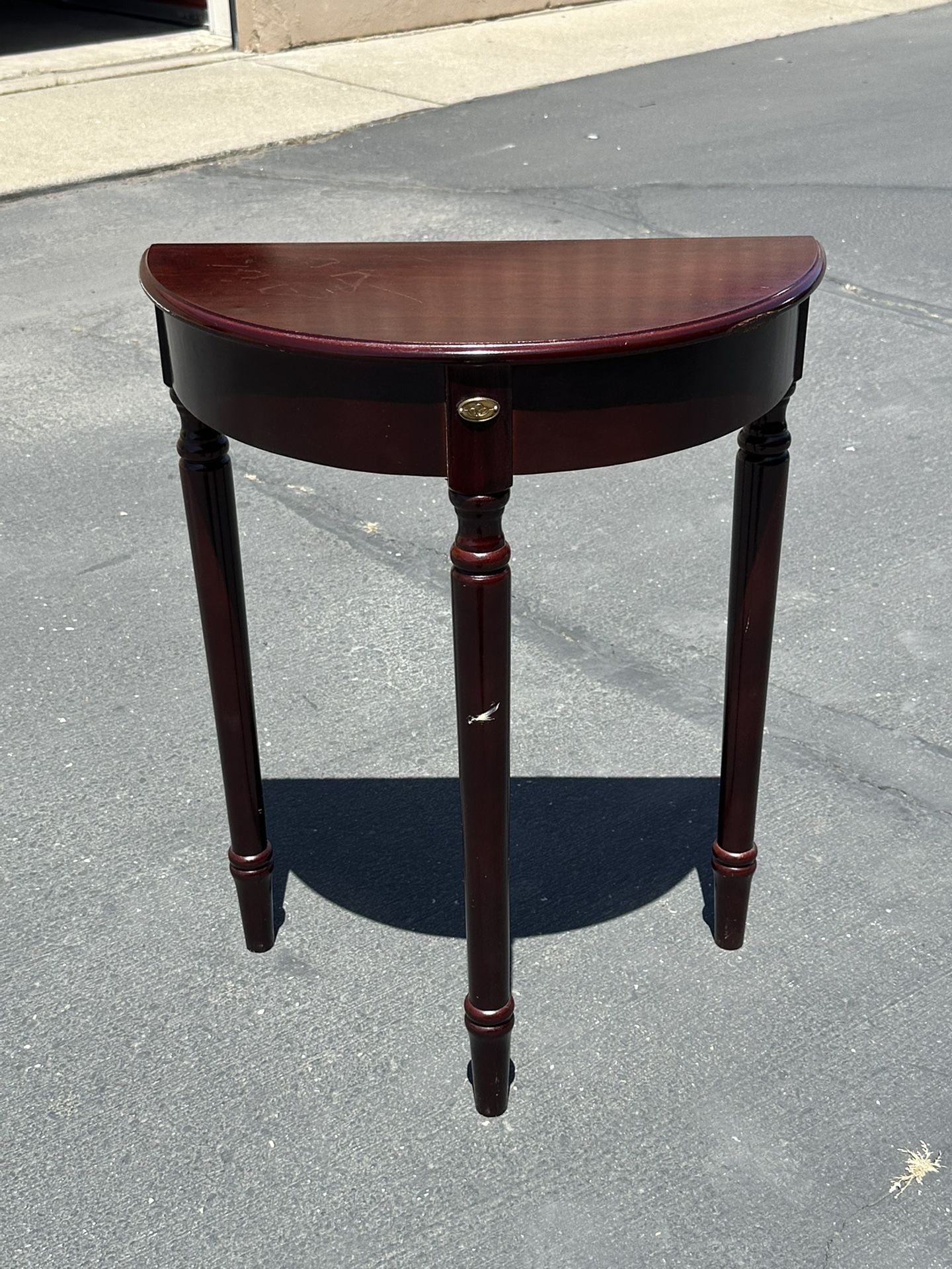 Side Table- 1/2 Round