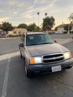 2003 Chevrolet Tracker
