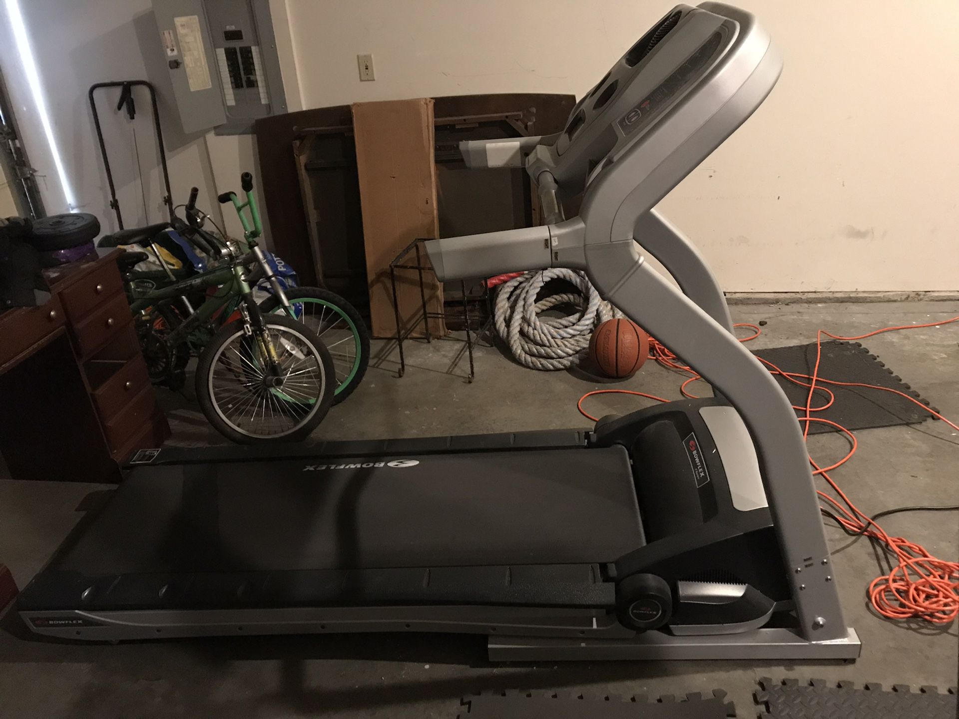 Free - Treadmill
