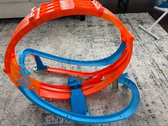 hot wheels race track