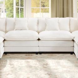 4 Piece Sectional and 2 Ottomans 