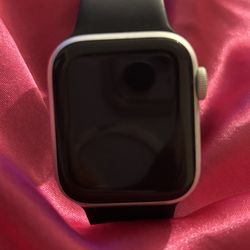 Apple Watch Series 6 (Black)