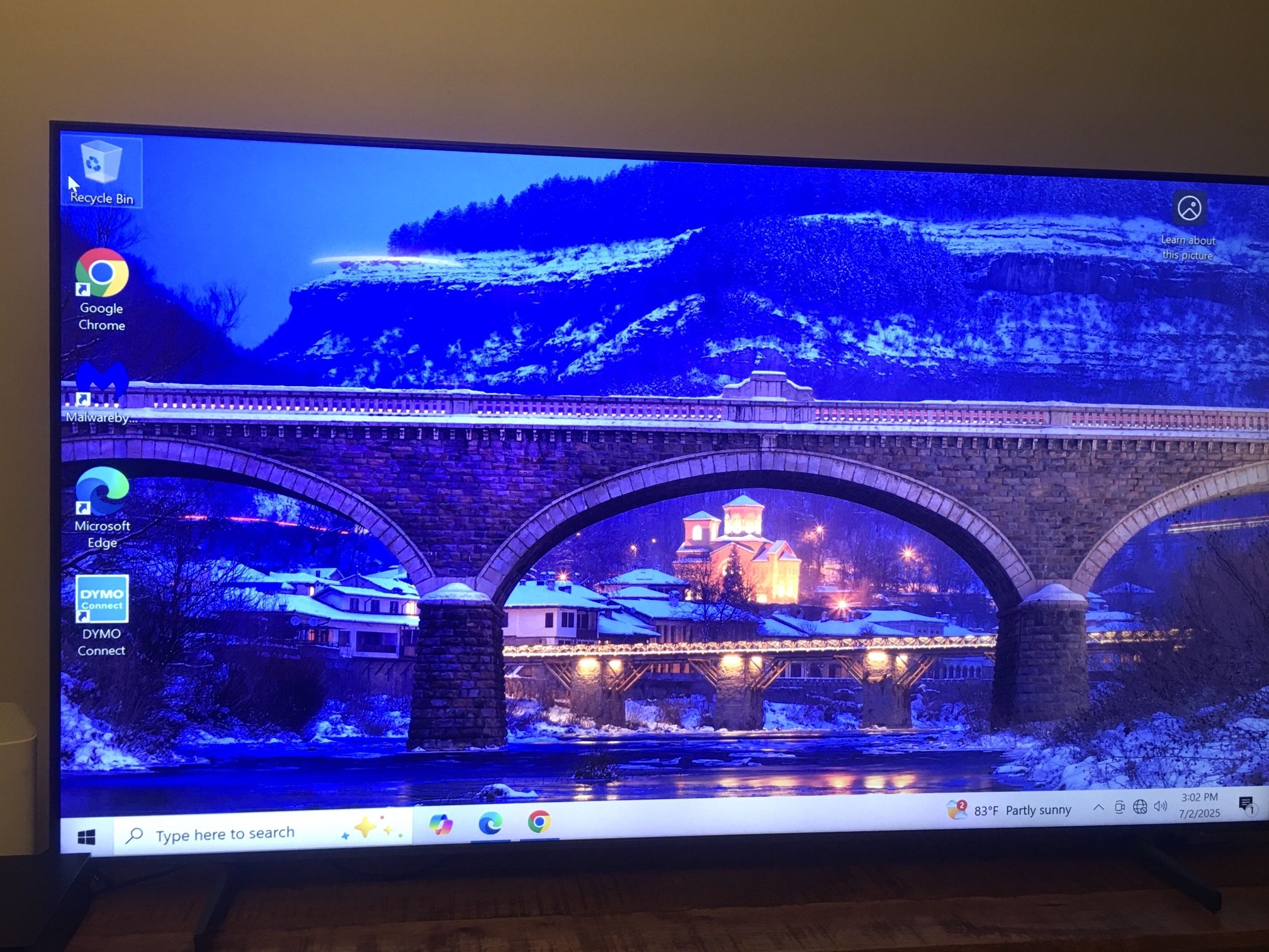 Excellent Samsung Thin Smart QLED 4K TV 70” Class Model QN70Q60DAFXZA Mint Condition!!
