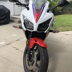 Honda CBR 300R 2015