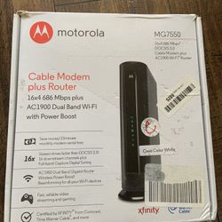 White Motorola MG7550 Cable Modem Plus AC1900 Wi-Fi Router White